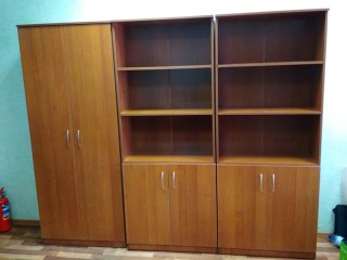 В.СТ-1.9 Шкаф высокий закрытый и В.СТ-1.1 Шкаф высокий полуоткрыт.